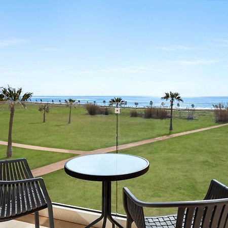 Ramada Hotel & Suites By Wyndham Ayía Nápa Extérieur photo